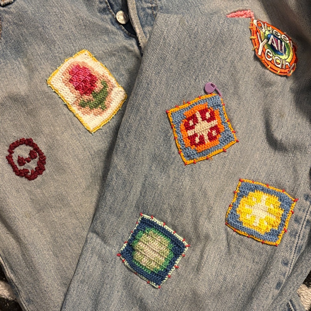 handmade set of four nature-themed crochet patches - Picture 2 of 3